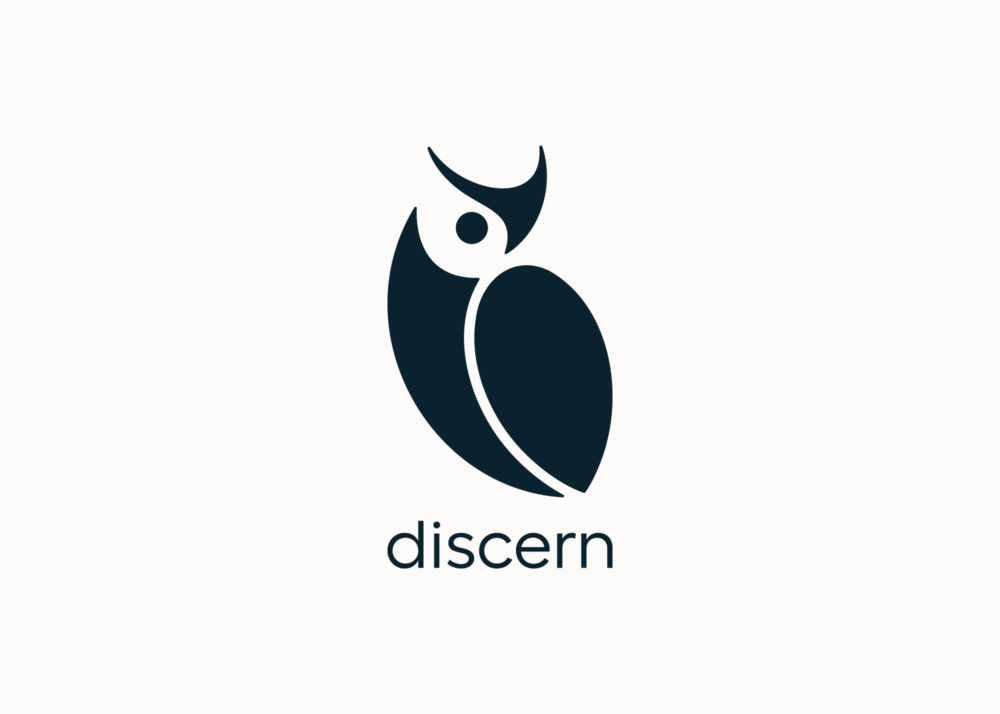 Combination lockup logo showing an owl above a Discern brandmark