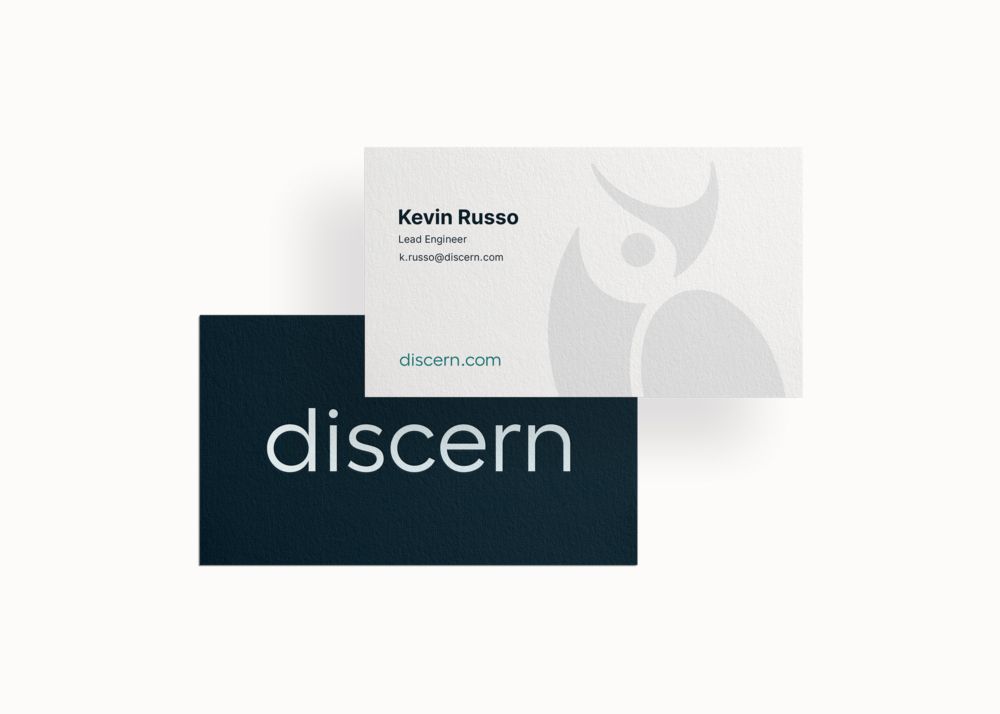 Business card sample form the Discern Visual Identity